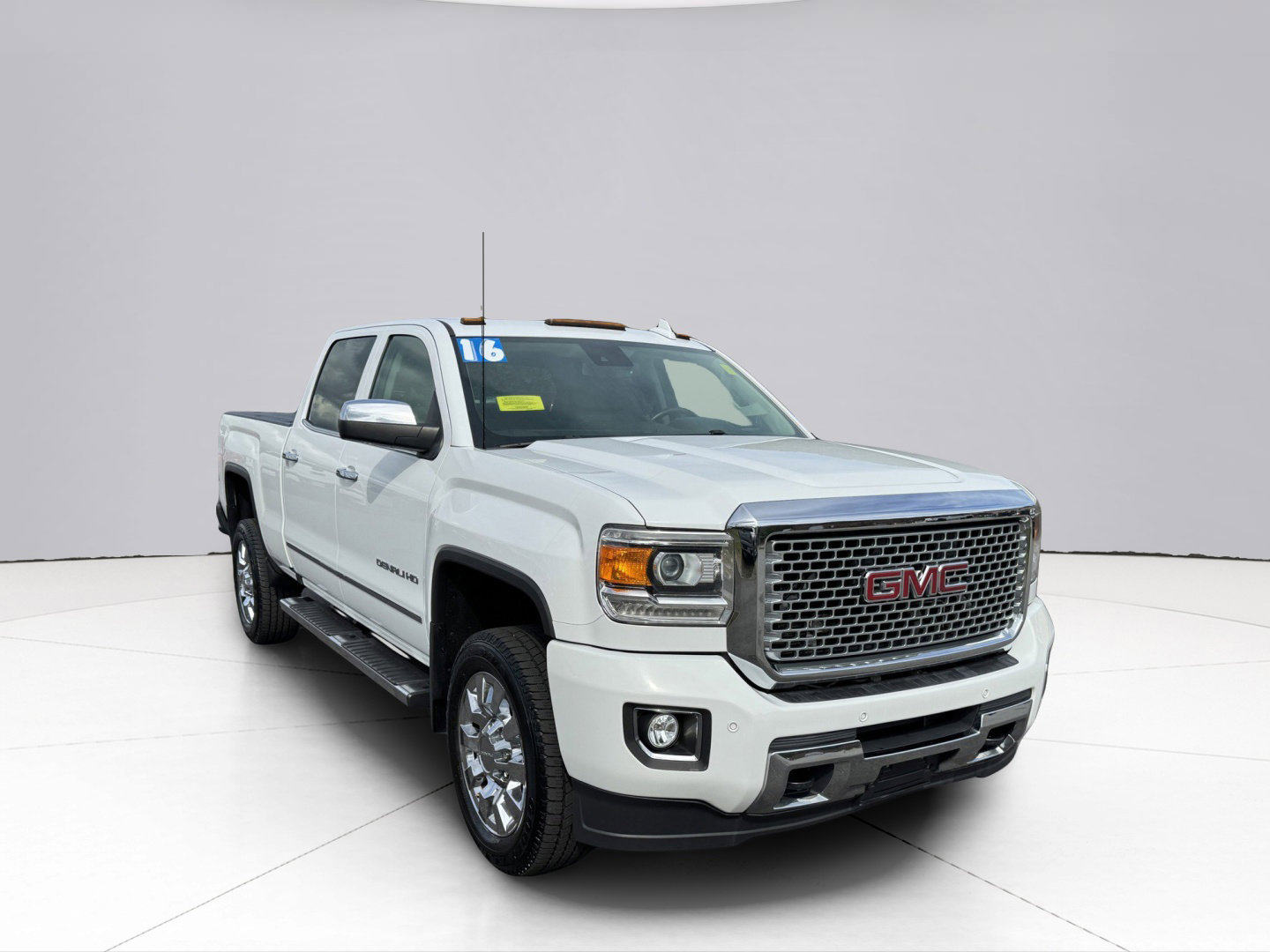 2016 GMC Sierra 2500HD Vehicle Photo in LEOMINSTER, MA 01453-2952