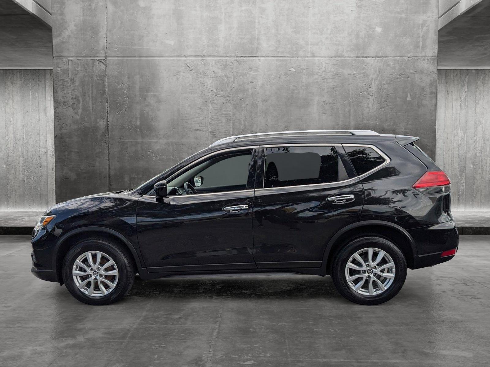 2017 Nissan Rogue Vehicle Photo in Miami, FL 33135