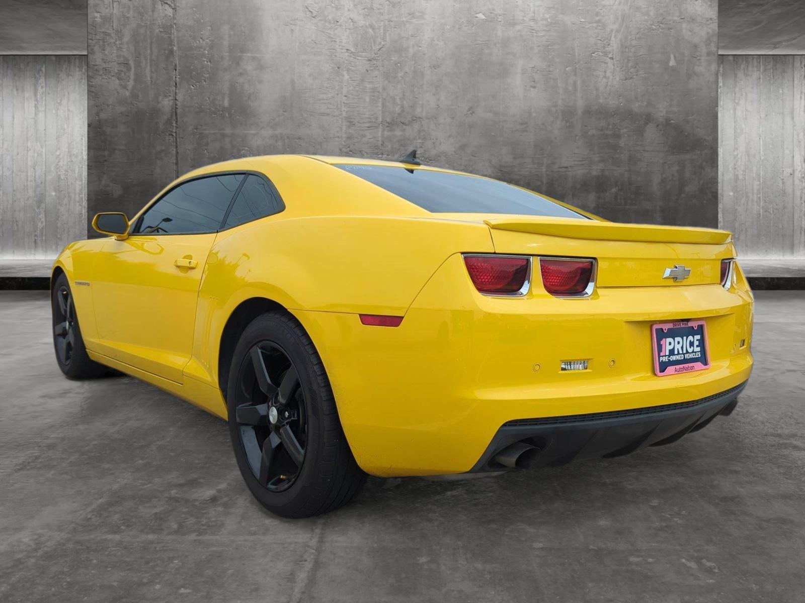 2013 Chevrolet Camaro Vehicle Photo in Memphis, TN 38125