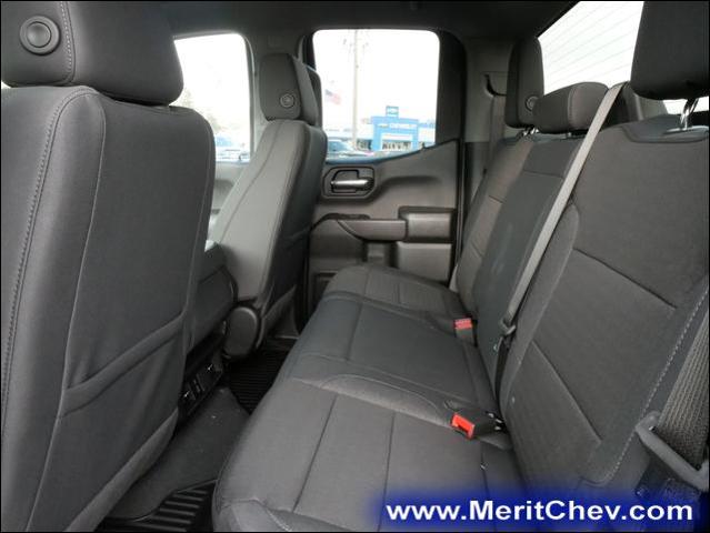 2025 Chevrolet Silverado 1500 Vehicle Photo in MAPLEWOOD, MN 55119-4794