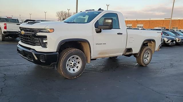 2025 Chevrolet Silverado 3500 HD Vehicle Photo in JOLIET, IL 60435-8135