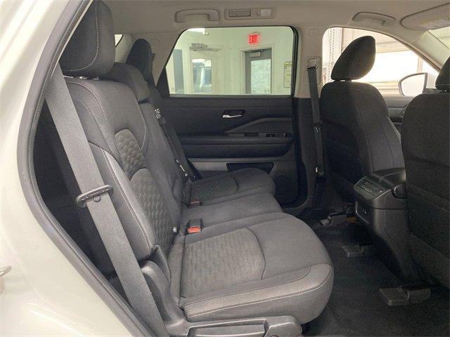 2022 Nissan Pathfinder Vehicle Photo in PORTLAND, OR 97225-3518