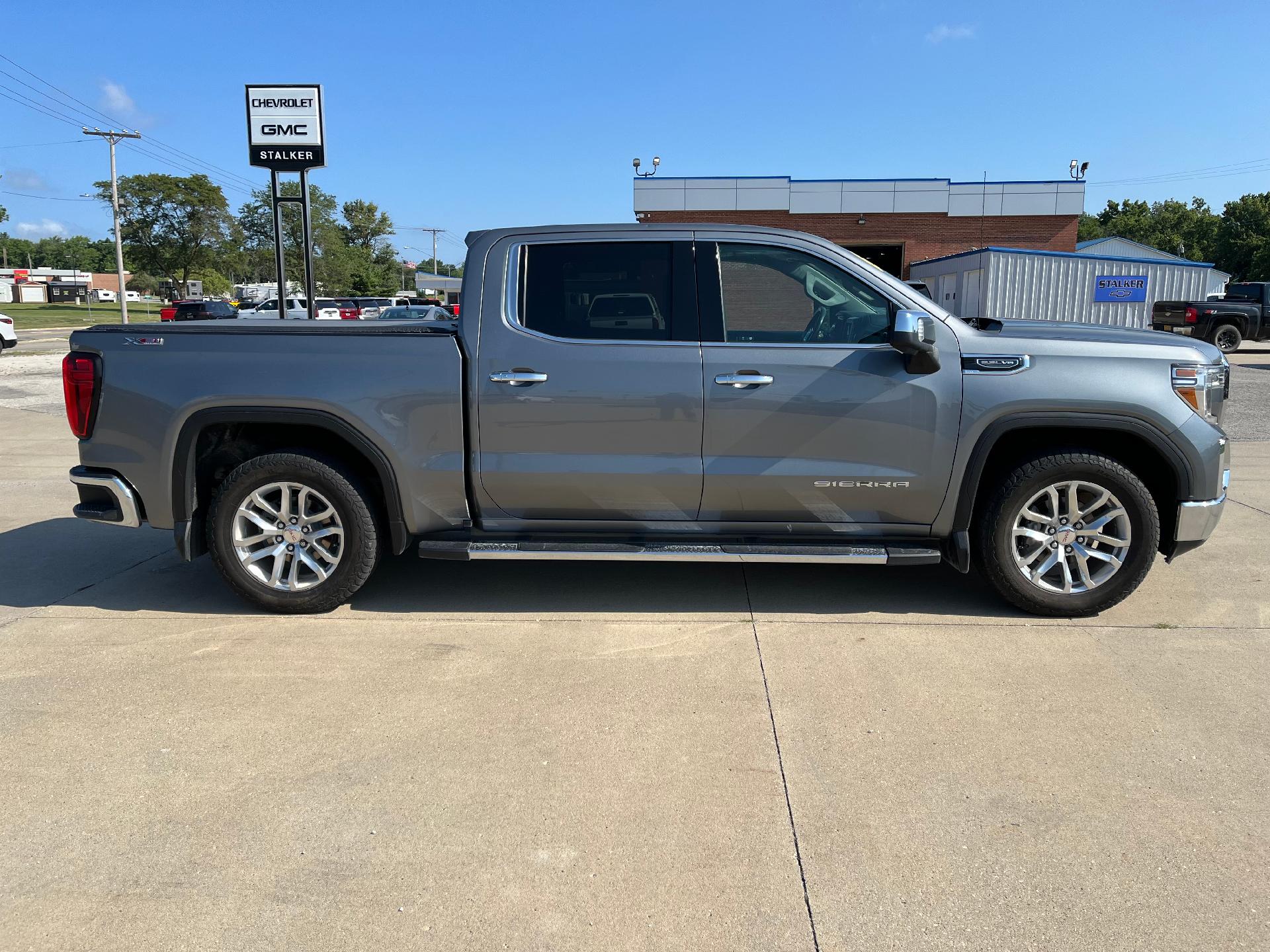 Used 2019 GMC Sierra 1500 SLT with VIN 3GTU9DED6KG258001 for sale in Creston, IA