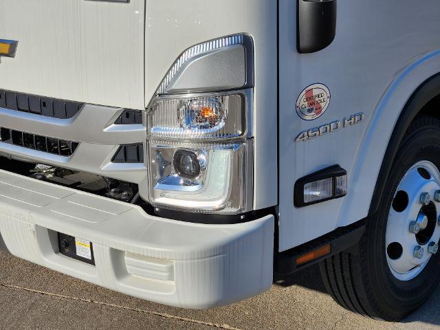 2024 Chevrolet 4500 HD LCF Diesel Vehicle Photo in LEWISVILLE, TX 75067