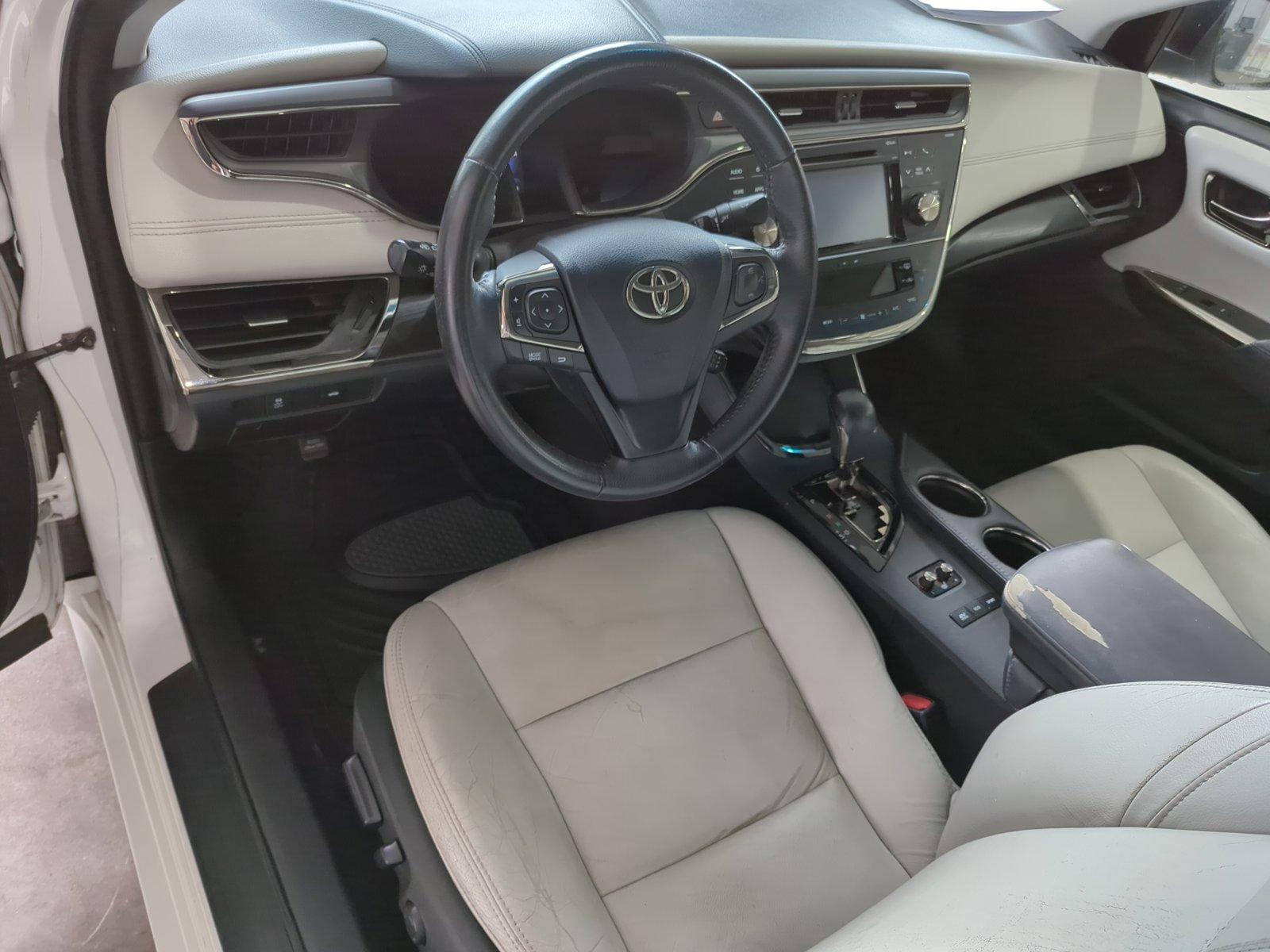 2016 Toyota Avalon Hybrid Vehicle Photo in Ft. Myers, FL 33907