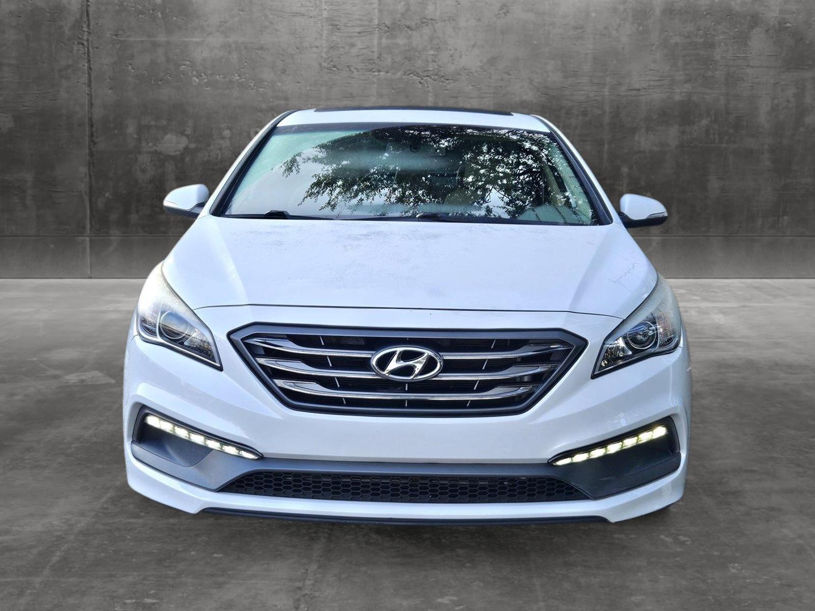 2016 Hyundai SONATA Vehicle Photo in Clearwater, FL 33764