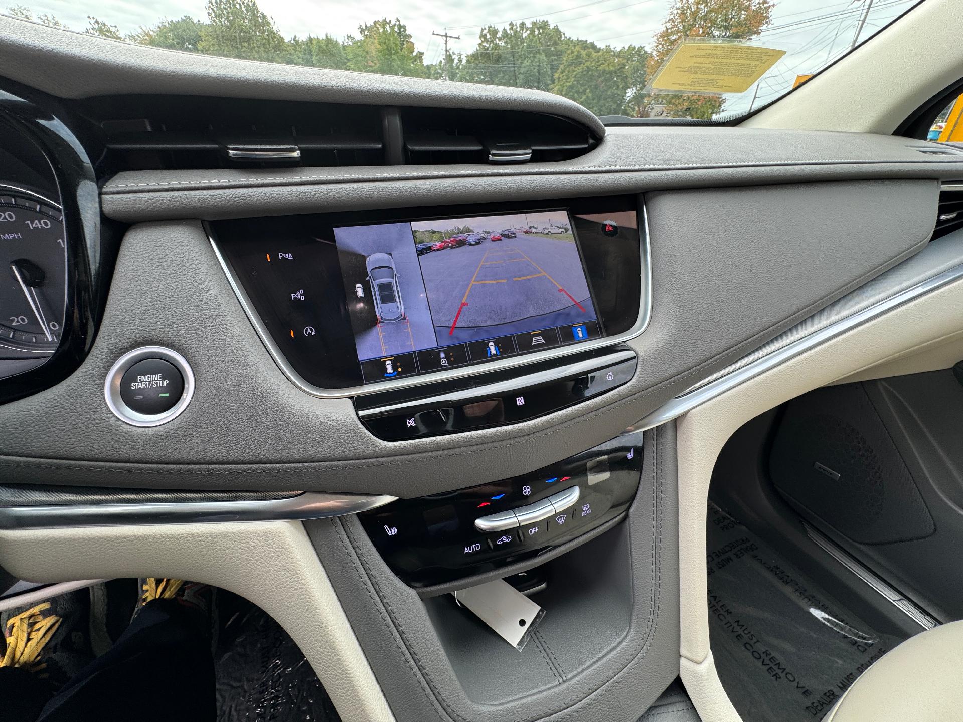 2021 Cadillac XT5 Vehicle Photo in LEOMINSTER, MA 01453-2952