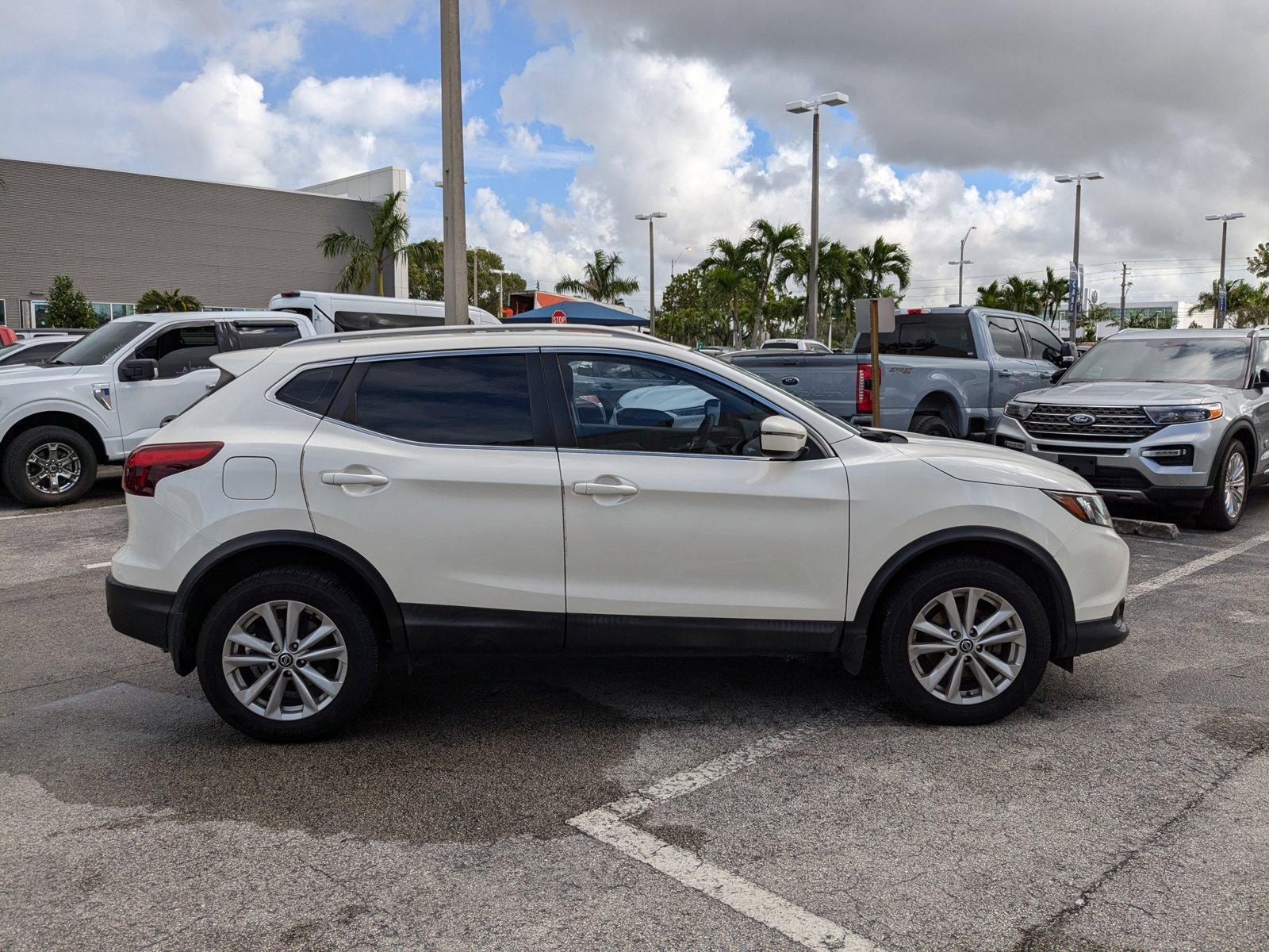 2019 Nissan Rogue Sport Vehicle Photo in Miami, FL 33015