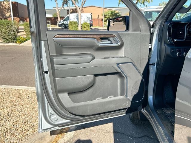 2025 GMC Sierra 1500 Vehicle Photo in GOODYEAR, AZ 85338-1310