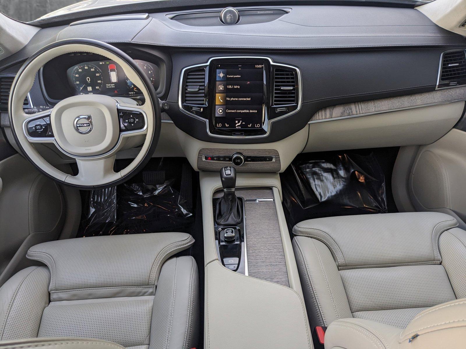 2022 Volvo XC90 Vehicle Photo in Tampa, FL 33614