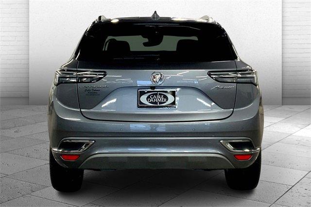 2022 Buick Envision Vehicle Photo in TOPEKA, KS 66609-0000