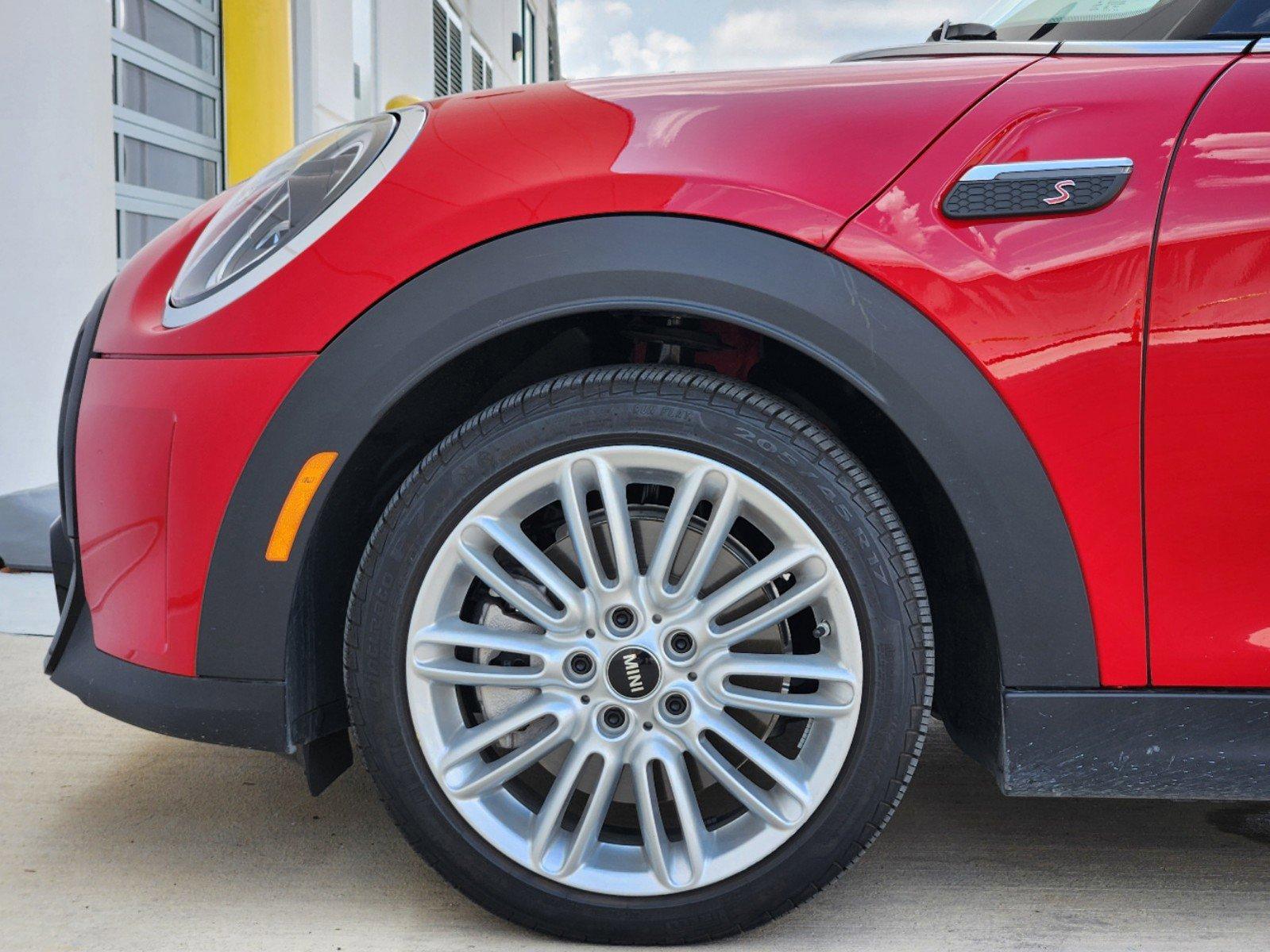 2022 MINI Cooper S Hardtop 4 Door Vehicle Photo in PLANO, TX 75024