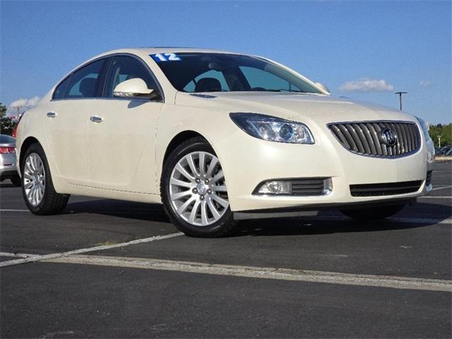 Used 2012 Buick Regal Premium 2 with VIN 2G4GT5GV7C9136877 for sale in Columbus, OH