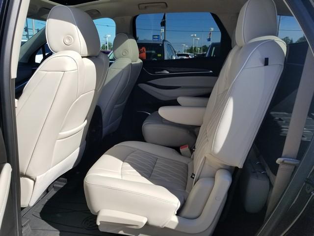 2022 Buick Enclave Vehicle Photo in ELYRIA, OH 44035-6349