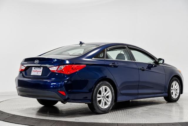 2014 Hyundai SONATA Vehicle Photo in Akron, OH 44312