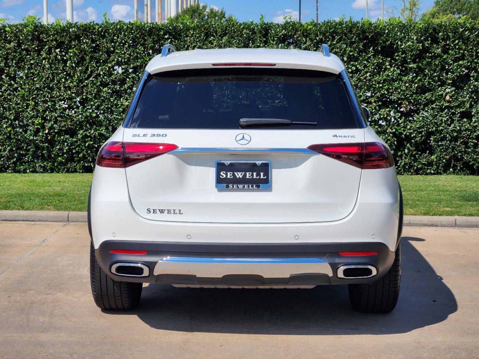 2024 Mercedes-Benz GLE Vehicle Photo in HOUSTON, TX 77079