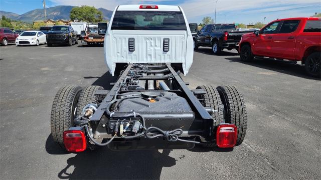 2025 Chevrolet Silverado 3500 HD Chassis Cab Vehicle Photo in FLAGSTAFF, AZ 86001-6214