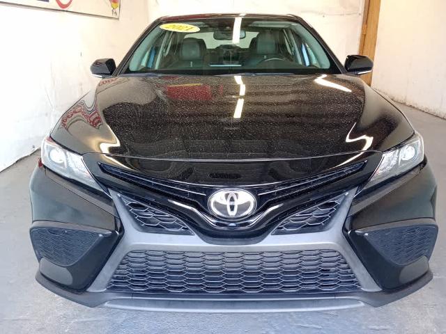 2021 Toyota Camry Vehicle Photo in RED SPRINGS, NC 28377-1640