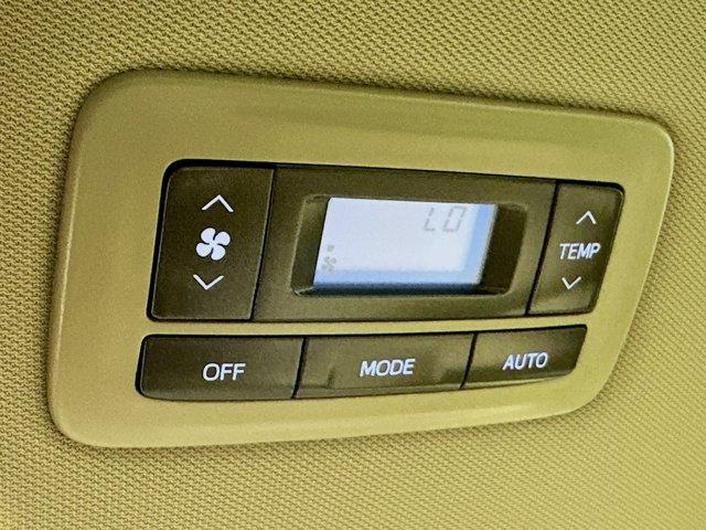 2018 Toyota Sienna Vehicle Photo in Flemington, NJ 08822