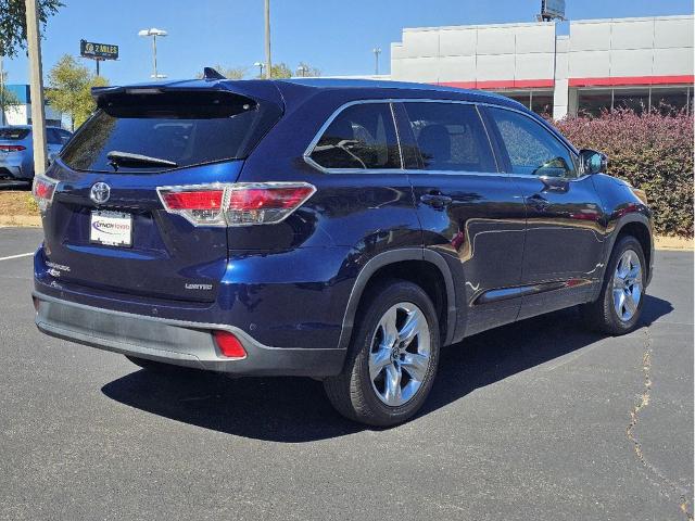 2016 Toyota Highlander Vehicle Photo in Auburn, AL 36832-6638