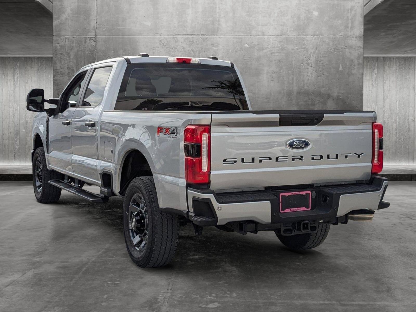 2023 Ford Super Duty F-250 SRW Vehicle Photo in Miami, FL 33015