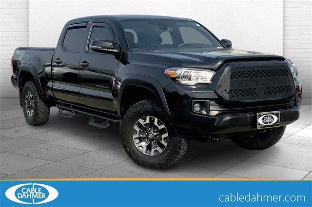 2018 Toyota Tacoma Vehicle Photo in TOPEKA, KS 66609-0000