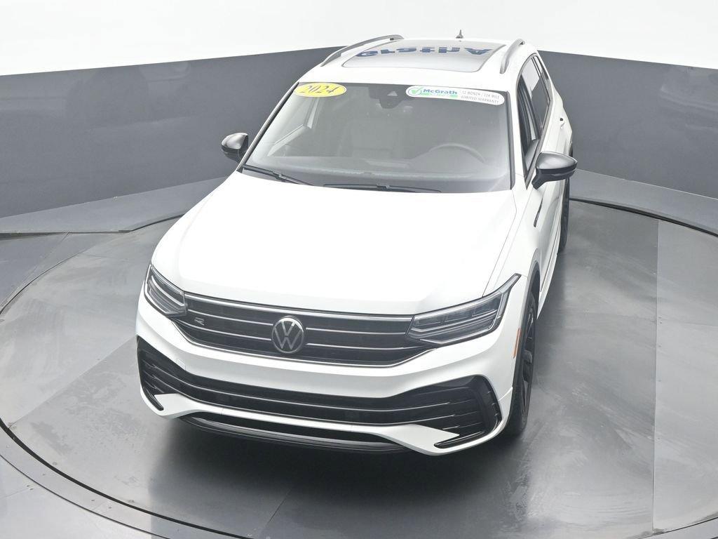 2024 Volkswagen Tiguan Vehicle Photo in Marion, IA 52302