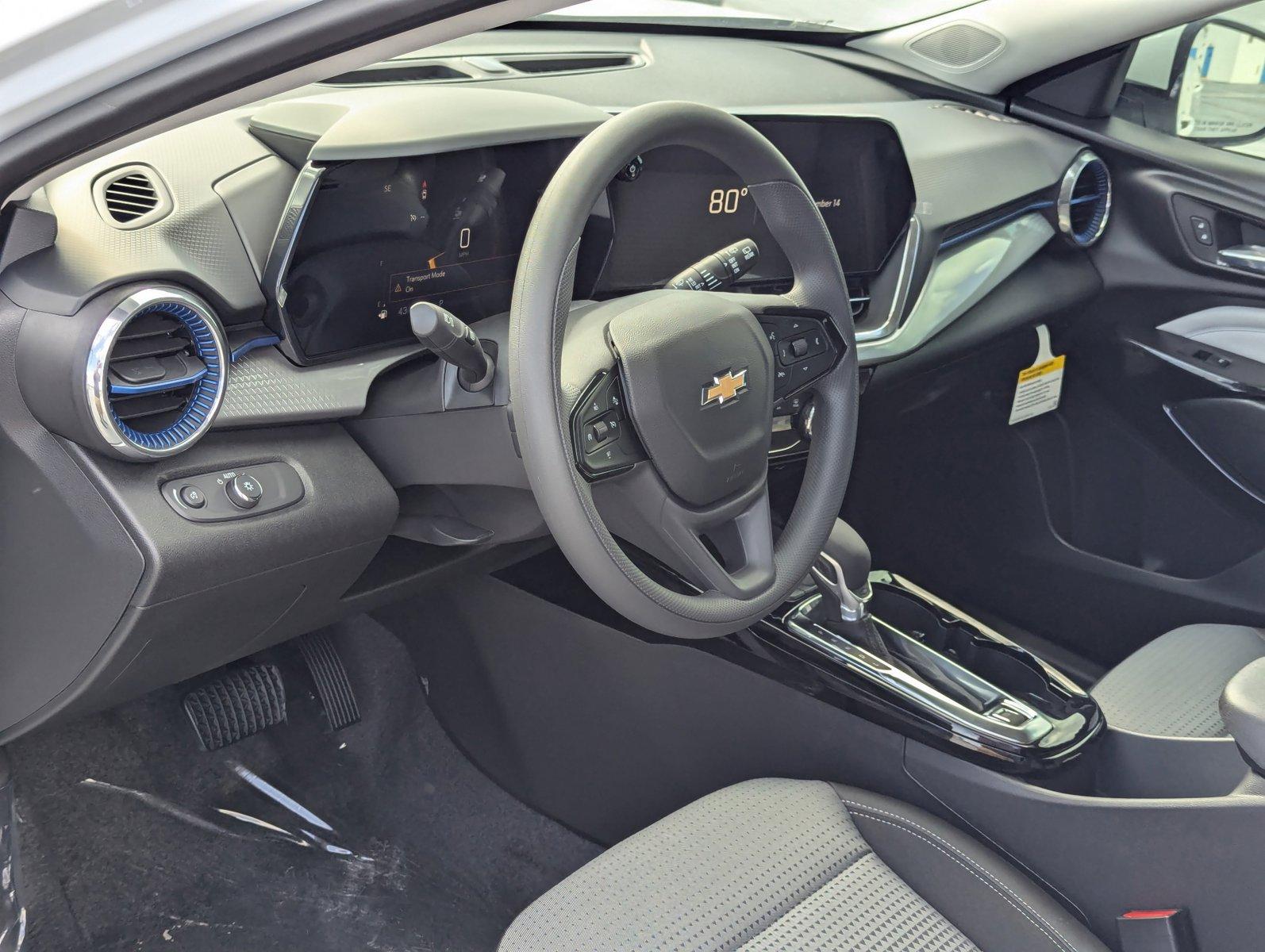 2025 Chevrolet Trax Vehicle Photo in PEMBROKE PINES, FL 33024-6534