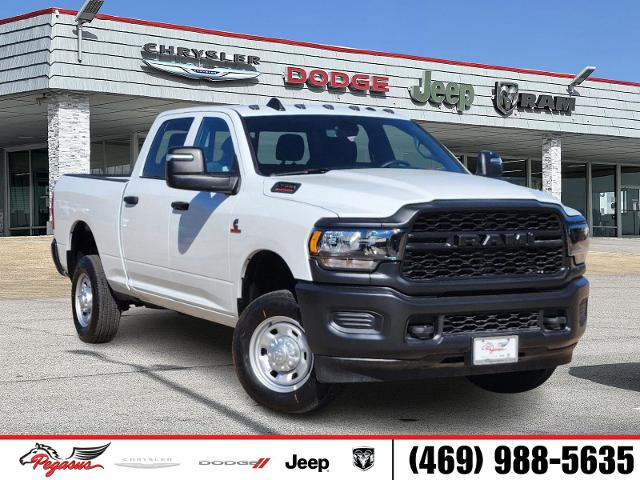 2024 Ram 2500 Vehicle Photo in Ennis, TX 75119-5114