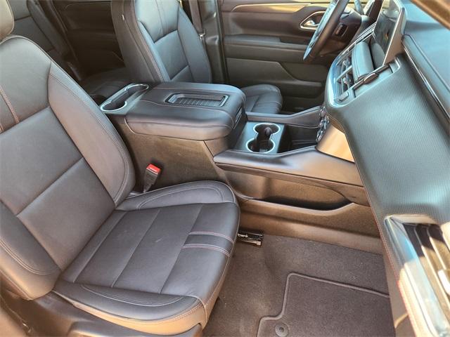 2022 Chevrolet Suburban Vehicle Photo in GAINESVILLE, TX 76240-2013