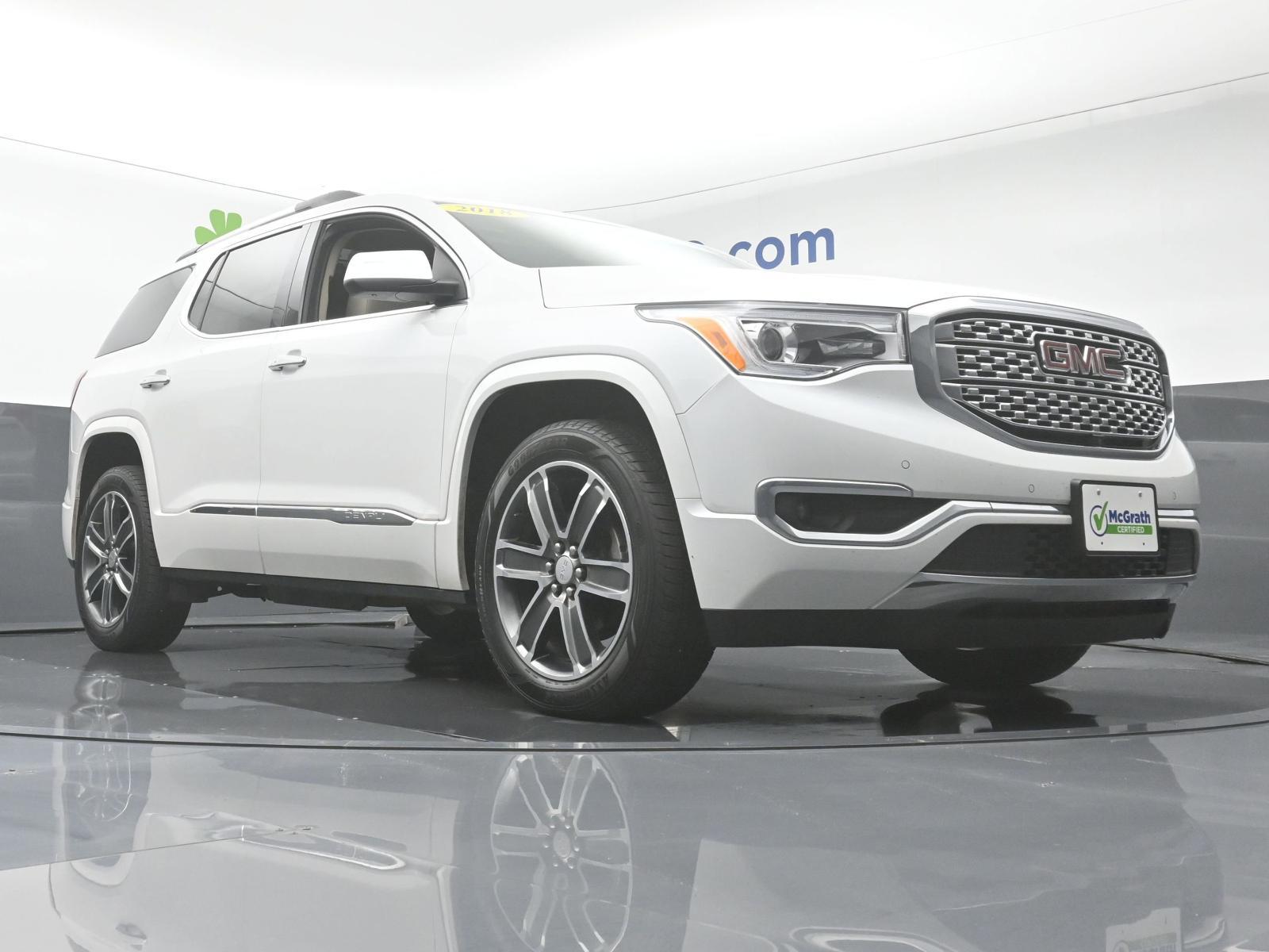 2018 GMC Acadia Vehicle Photo in Cedar Rapids, IA 52402