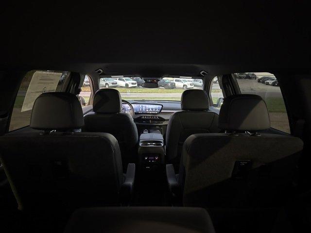 2025 Buick Enclave Vehicle Photo in JACKSON, MI 49202-1834