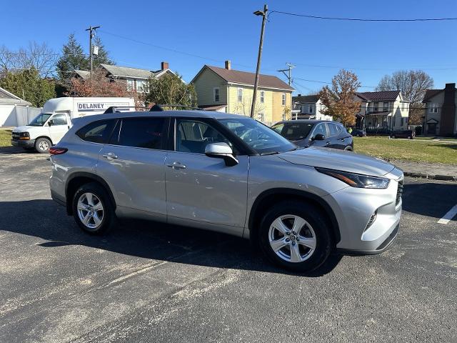 2023 Toyota HIGHLANDER Vehicle Photo in INDIANA, PA 15701-1897