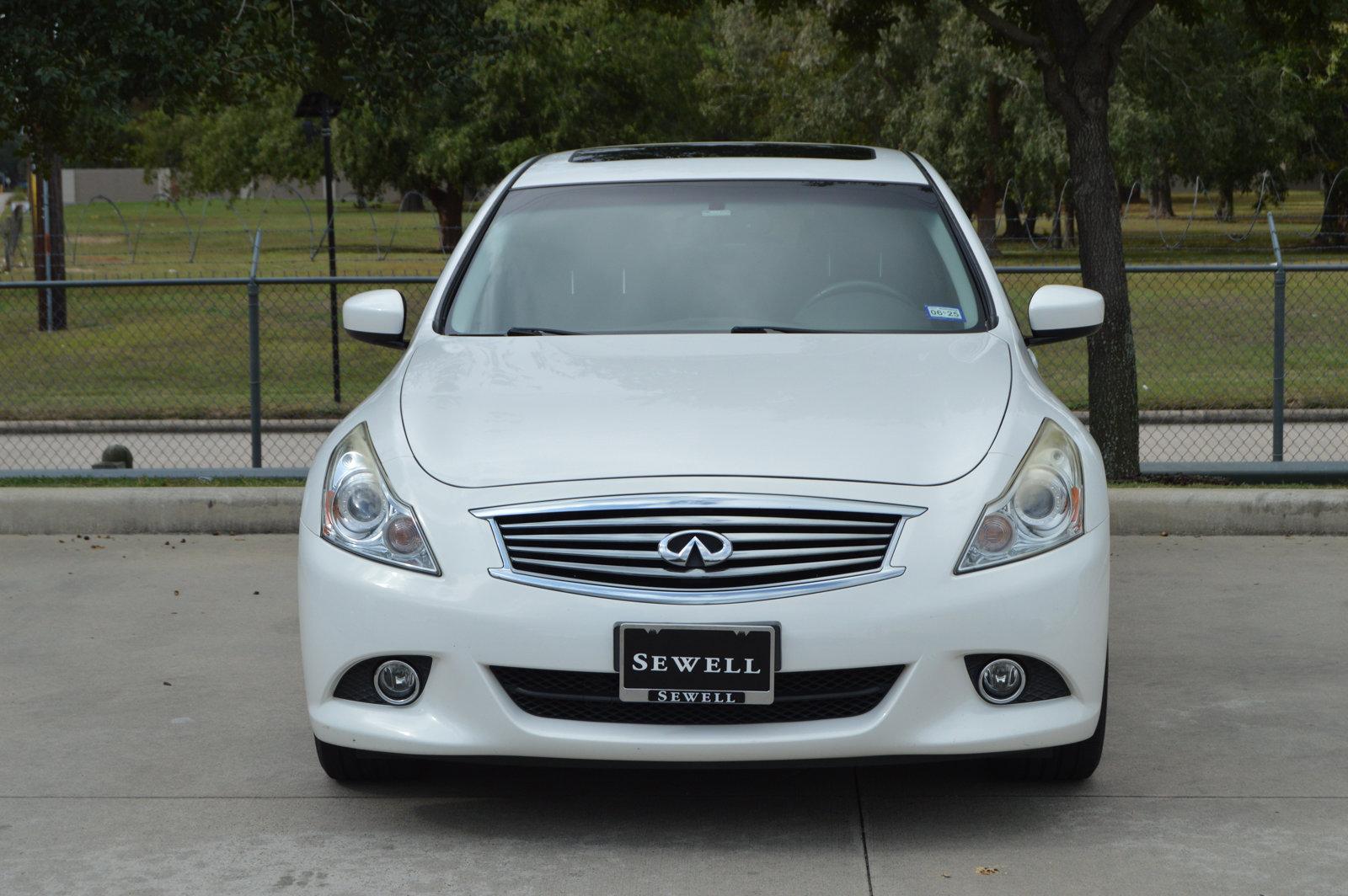 2015 INFINITI Q40 Vehicle Photo in Houston, TX 77090