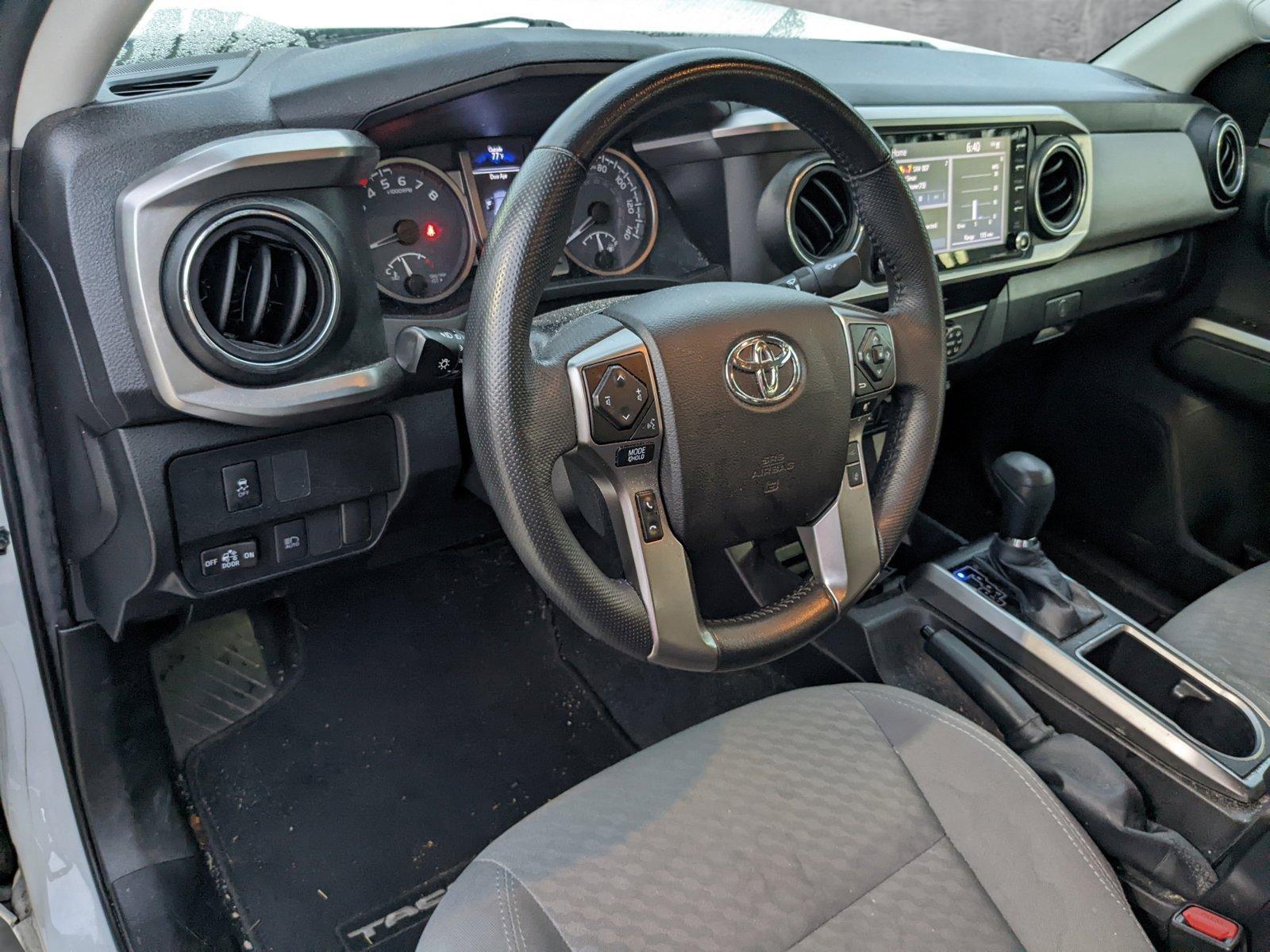 2022 Toyota Tacoma 2WD Vehicle Photo in Davie, FL 33331