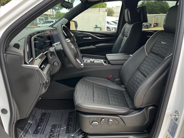 2024 Cadillac Escalade Vehicle Photo in TAMPA, FL 33612-3404