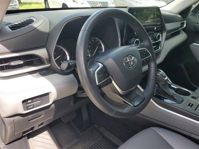 2022 Toyota Highlander Vehicle Photo in SUNRISE, FL 33323-3202