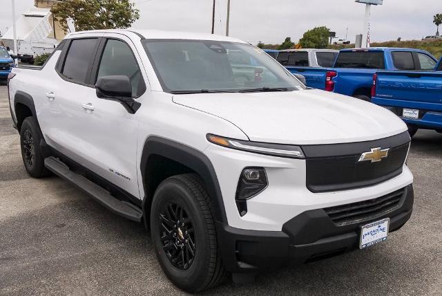 2024 Chevrolet Silverado EV Vehicle Photo in VENTURA, CA 93003-8585