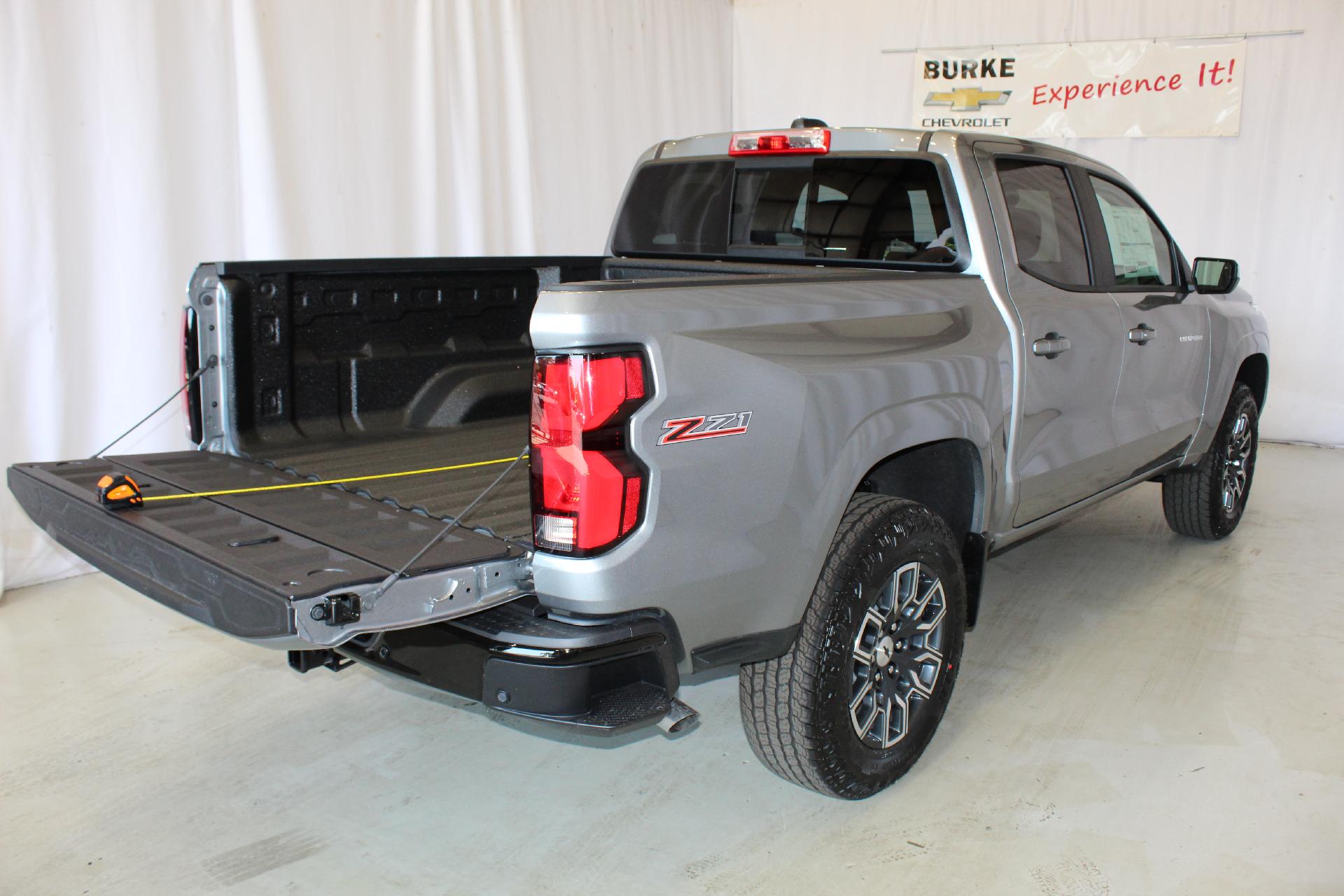 2024 Chevrolet Colorado Vehicle Photo in NORTHAMPTON, MA 01060-1120