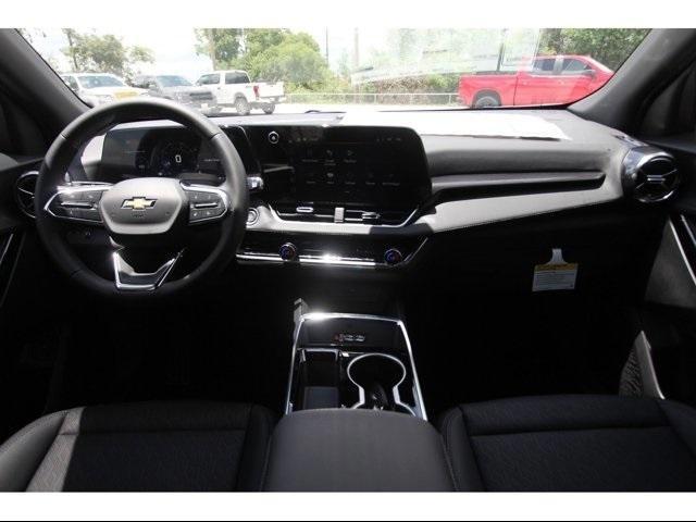 2025 Chevrolet Equinox Vehicle Photo in ROSENBERG, TX 77471-5675