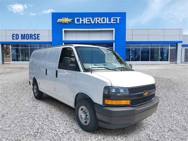 2024 Chevrolet Express Cargo 2500 Vehicle Photo in SUNRISE, FL 33323-3202