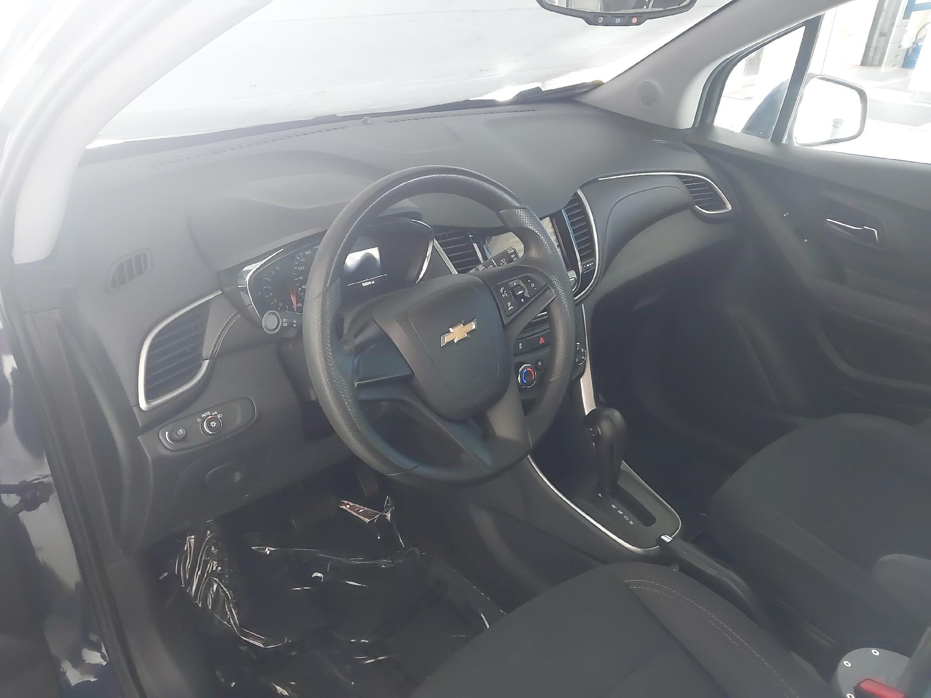 2018 Chevrolet Trax Vehicle Photo in WENTZVILLE, MO 63385-1017