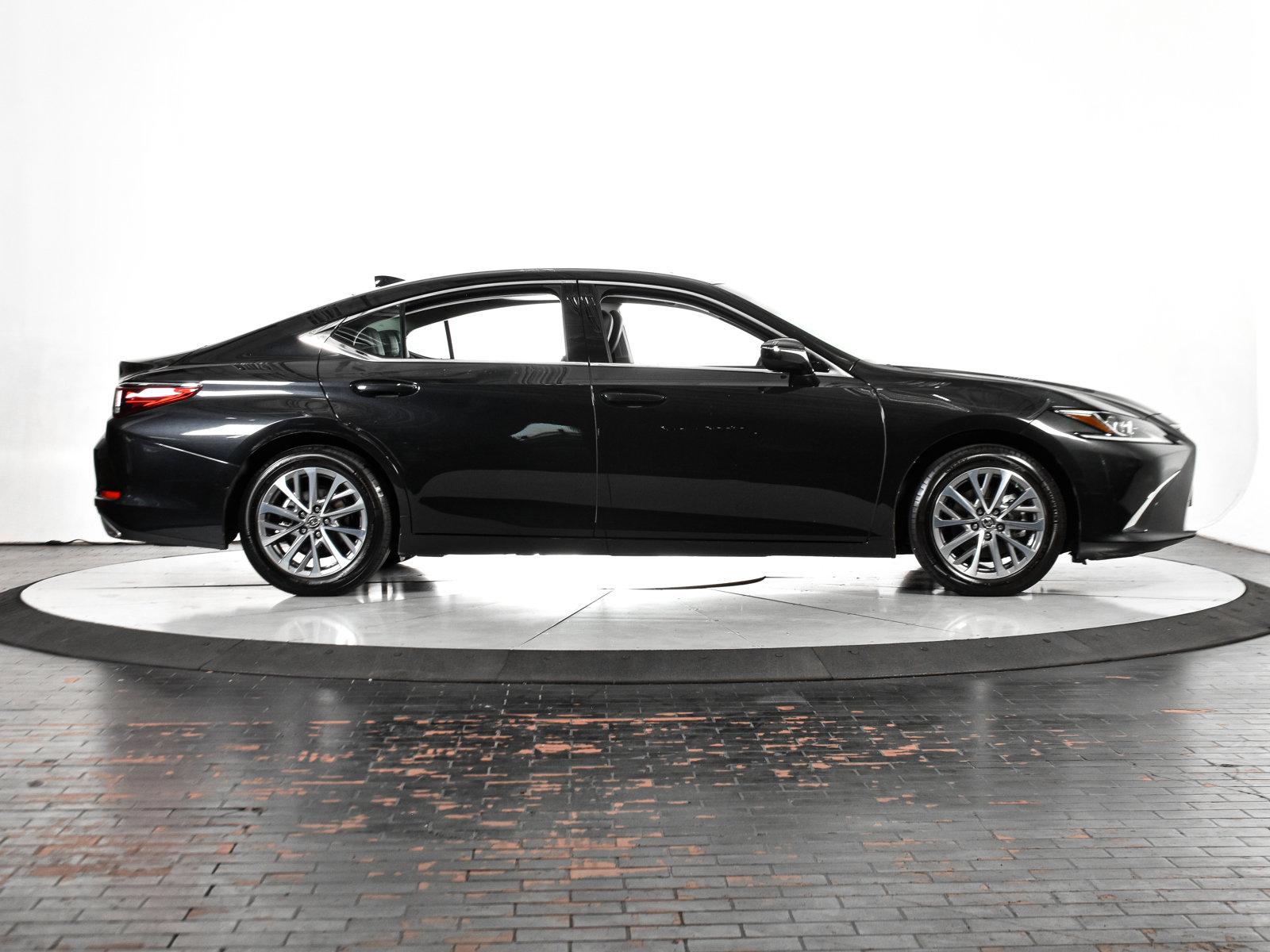 2022 Lexus ES 350 Vehicle Photo in DALLAS, TX 75235