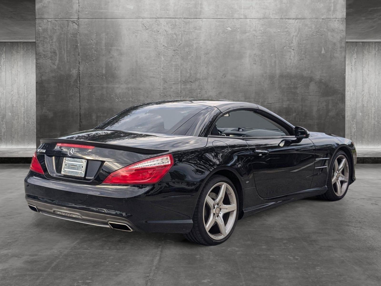 2013 Mercedes-Benz SL-Class Vehicle Photo in Coconut Creek, FL 33073