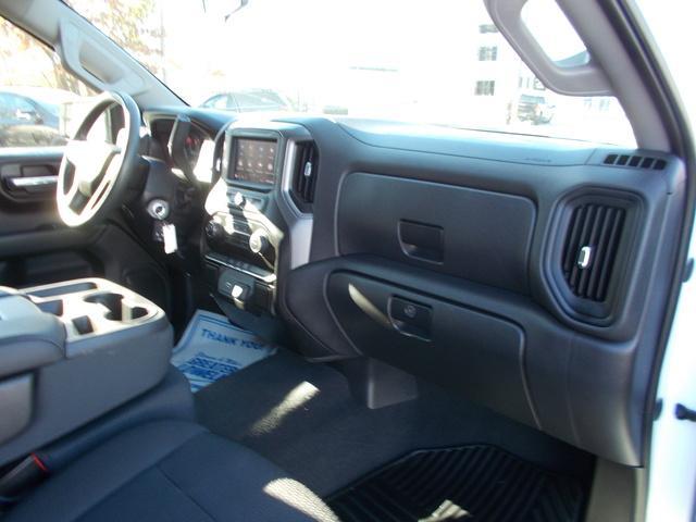 2020 Chevrolet Silverado 1500 Vehicle Photo in LOWELL, MA 01852-4336