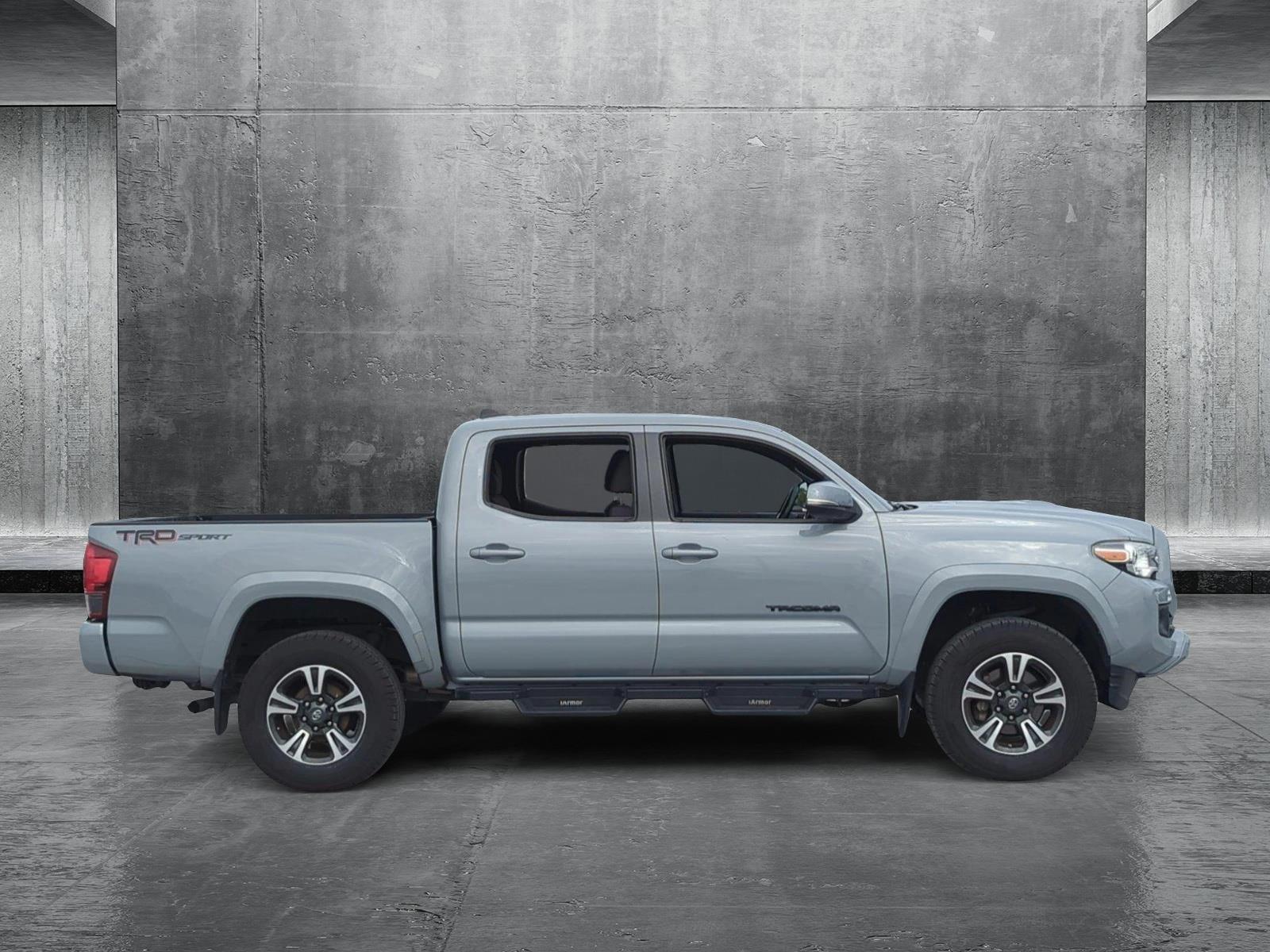 2019 Toyota Tacoma 2WD Vehicle Photo in Ft. Myers, FL 33907