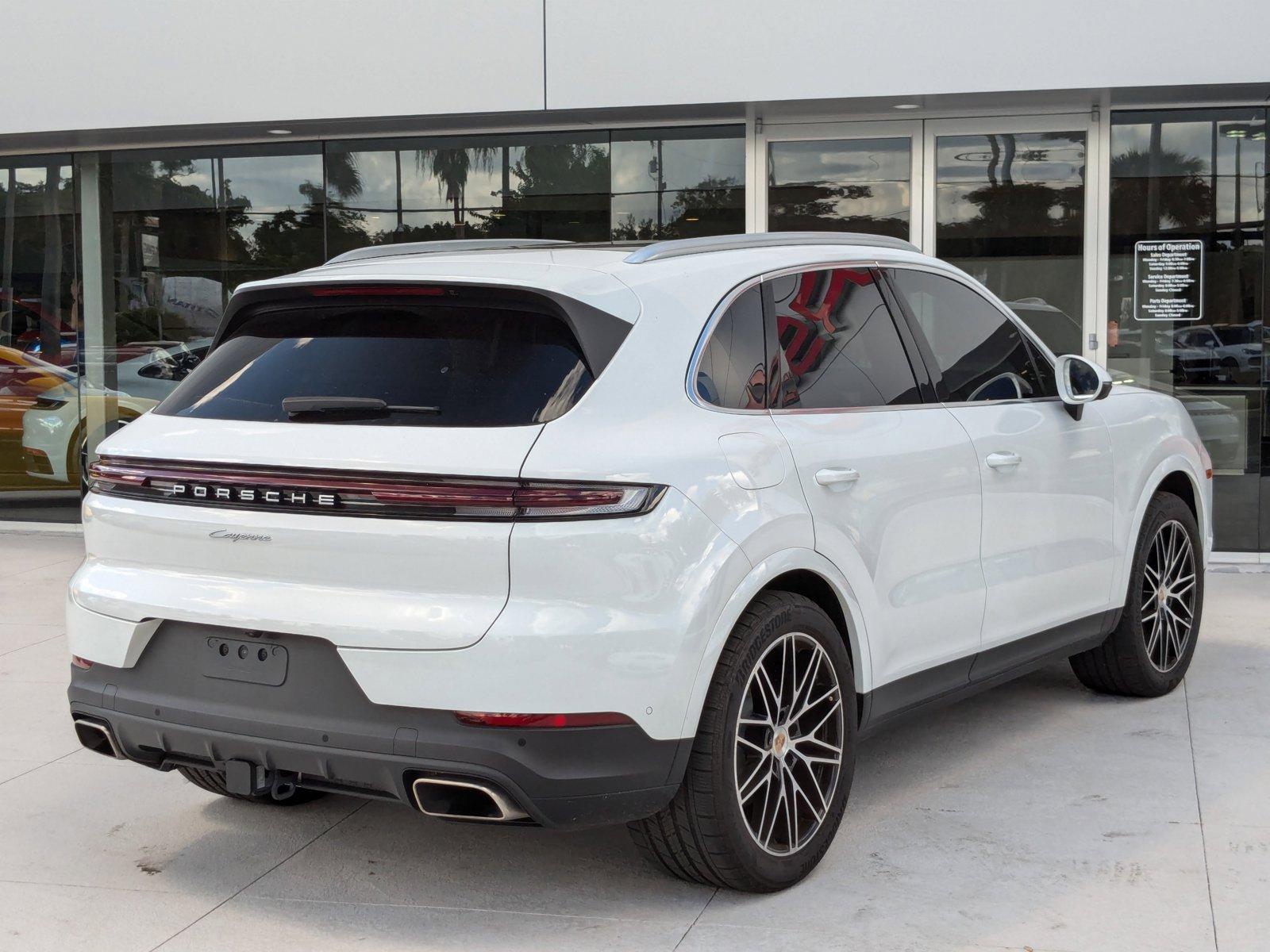 2024 Porsche Cayenne Vehicle Photo in Maitland, FL 32751