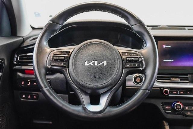 2022 Kia Niro Plug-In Hybrid Vehicle Photo in Everett, WA 98204