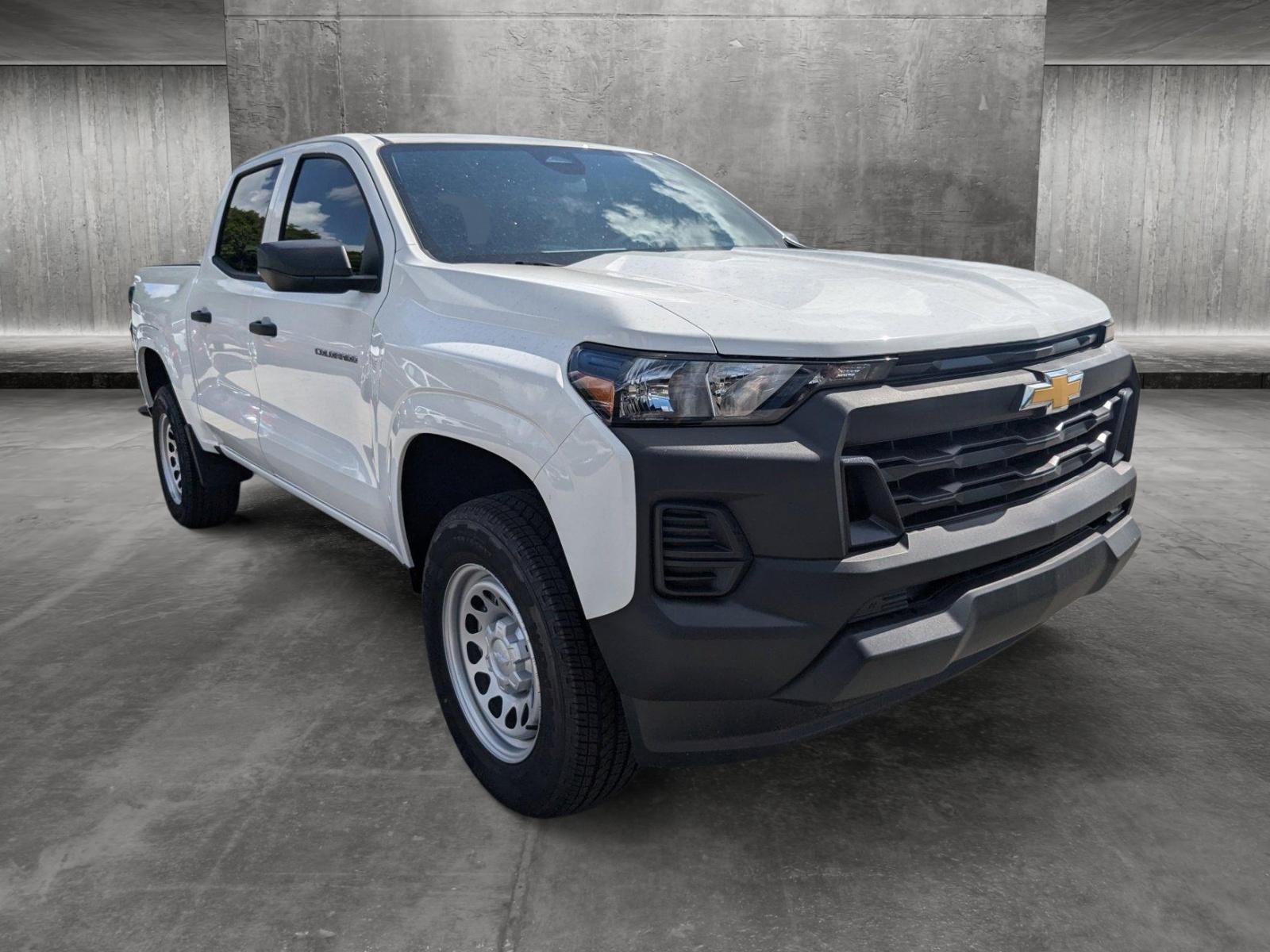 2024 Chevrolet Colorado Vehicle Photo in MIAMI, FL 33134-2699