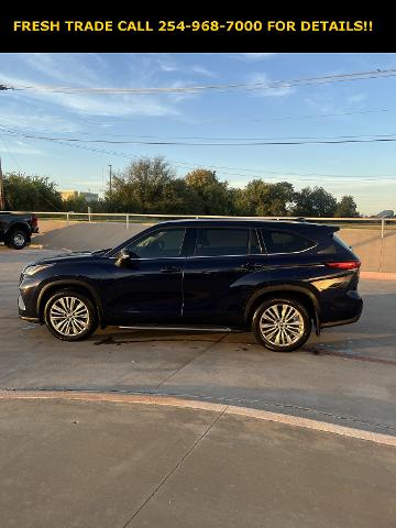 2022 Toyota Highlander Vehicle Photo in STEPHENVILLE, TX 76401-3713